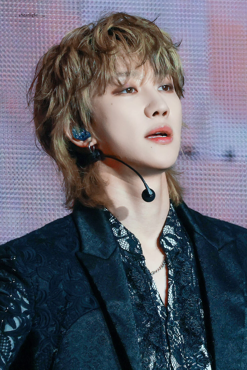 徐明浩可二改
cr.StarlightThe8