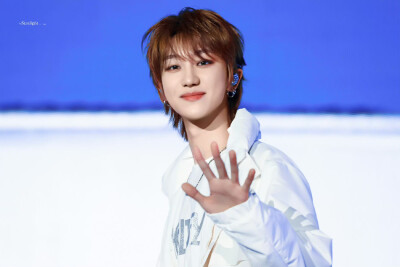 徐明浩可二改
cr.StarlightThe8