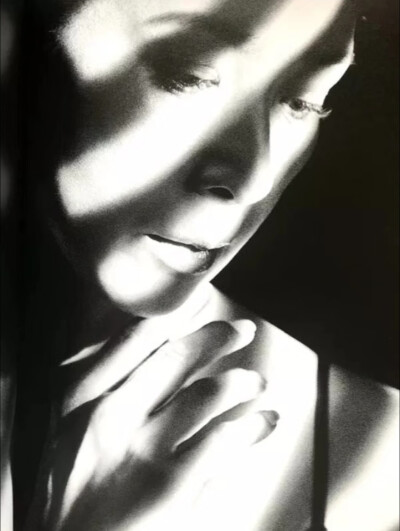 Tina Chou