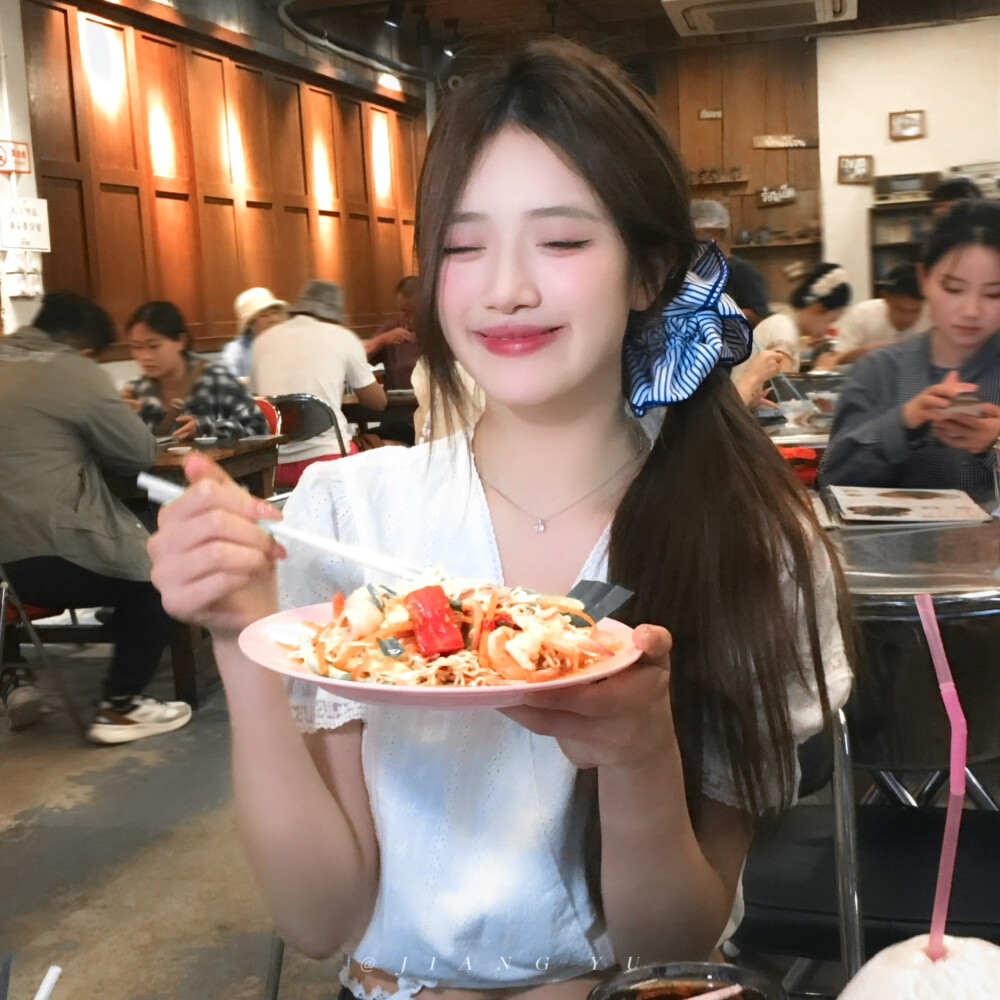 胡馨尹