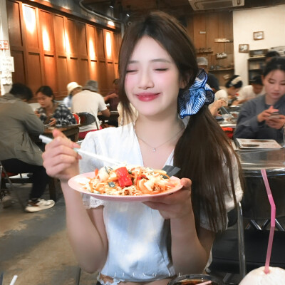 胡馨尹