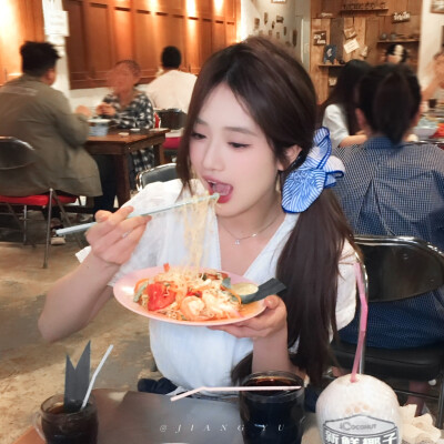 胡馨尹