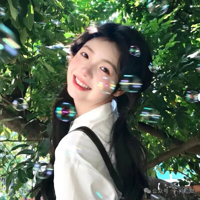 明媚 女头