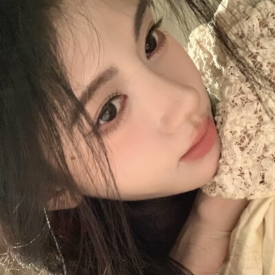 鞠婧祎