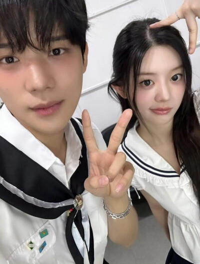 音乐银行MC MINJU