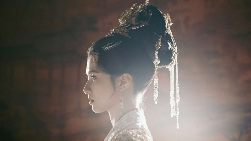 张婧仪