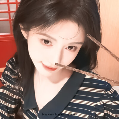 鞠婧祎
