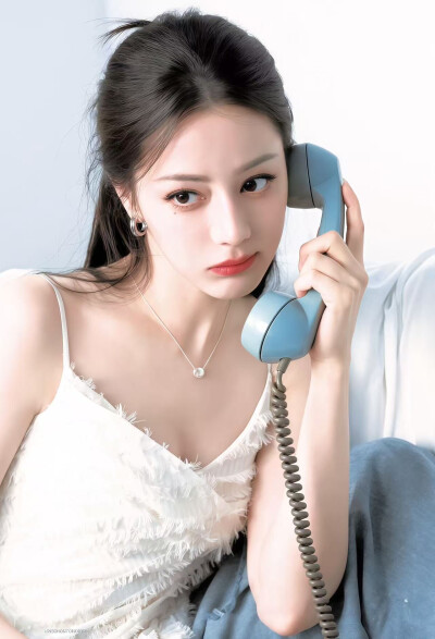 迪丽热巴壁纸