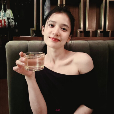 张婧仪