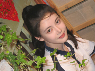 孙珍妮头像壁纸