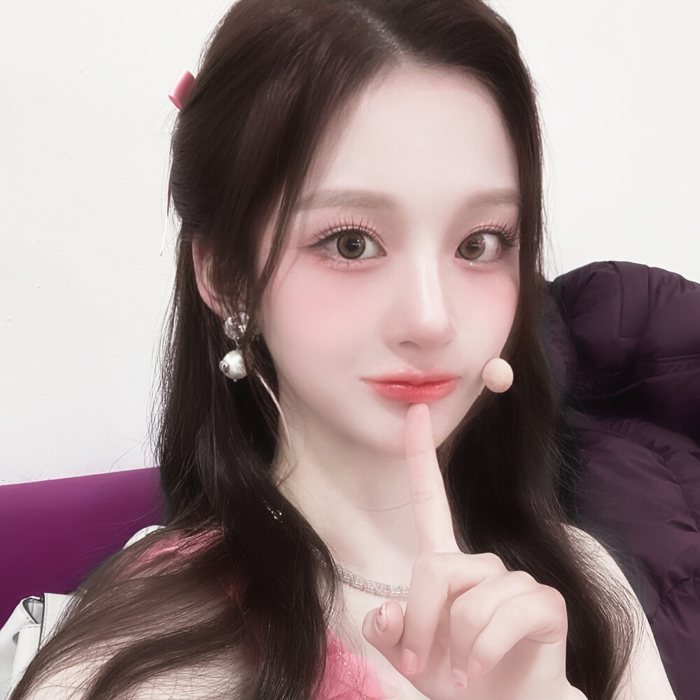 天气蒙蒙 你也萌萌.⌯>ᴗo⌯ಣ