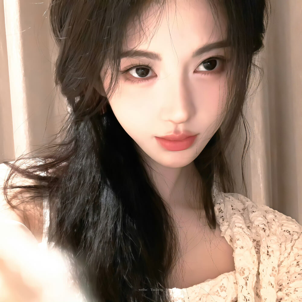 鞠婧祎