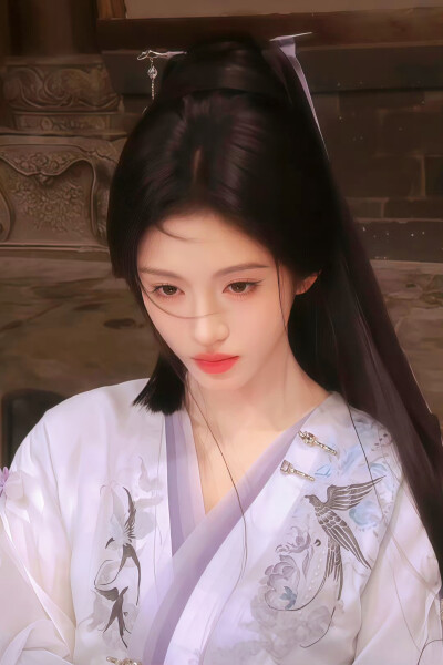 鞠婧祎