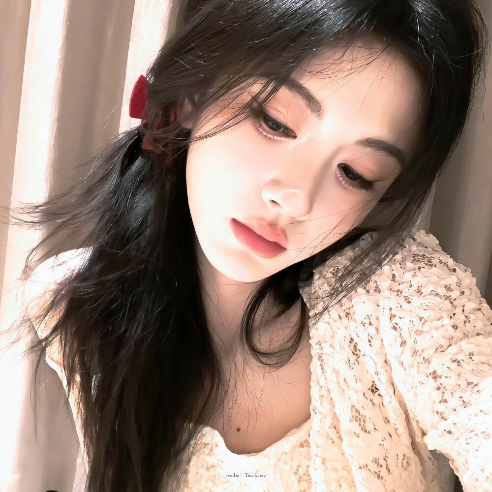 鞠婧祎