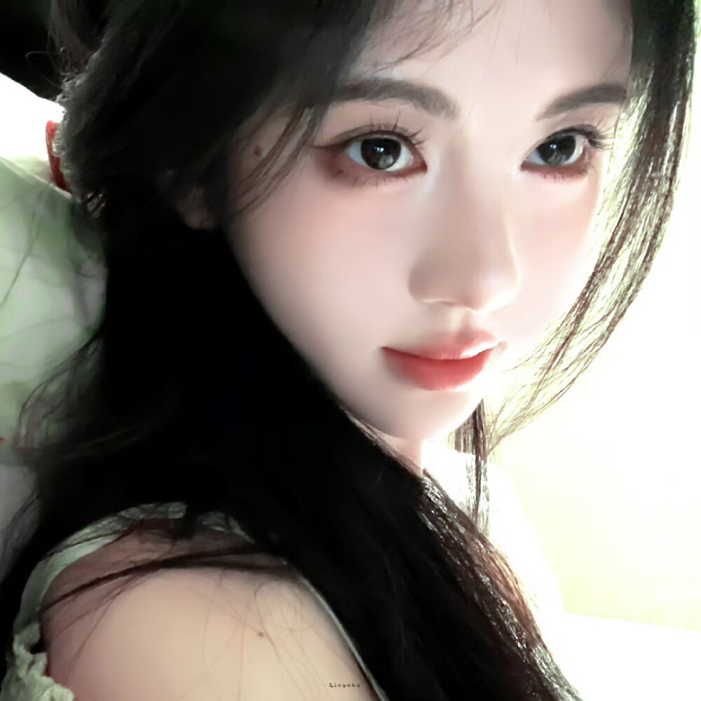鞠婧祎