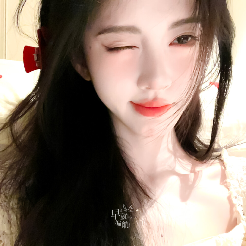 鞠婧祎