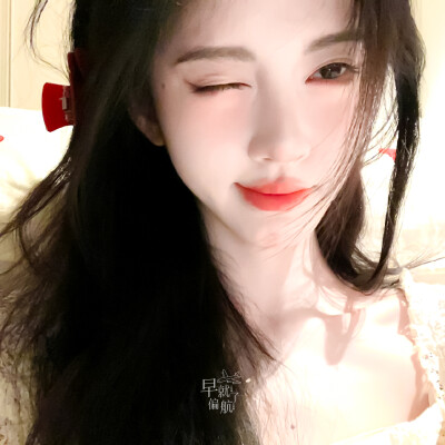 鞠婧祎