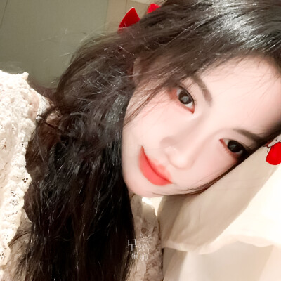 鞠婧祎