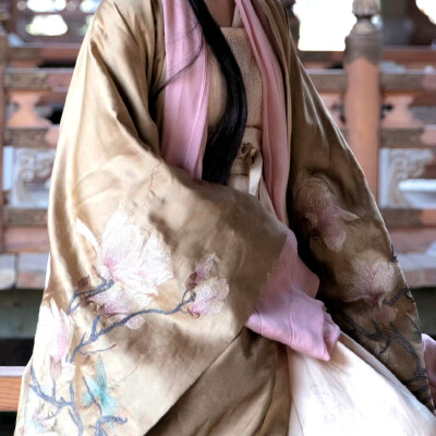 贵女
