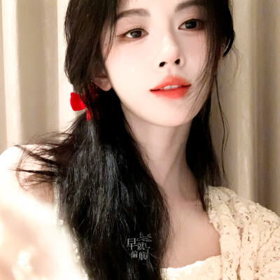 鞠婧祎