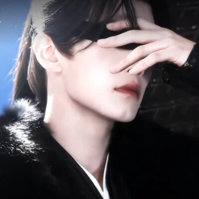 何与