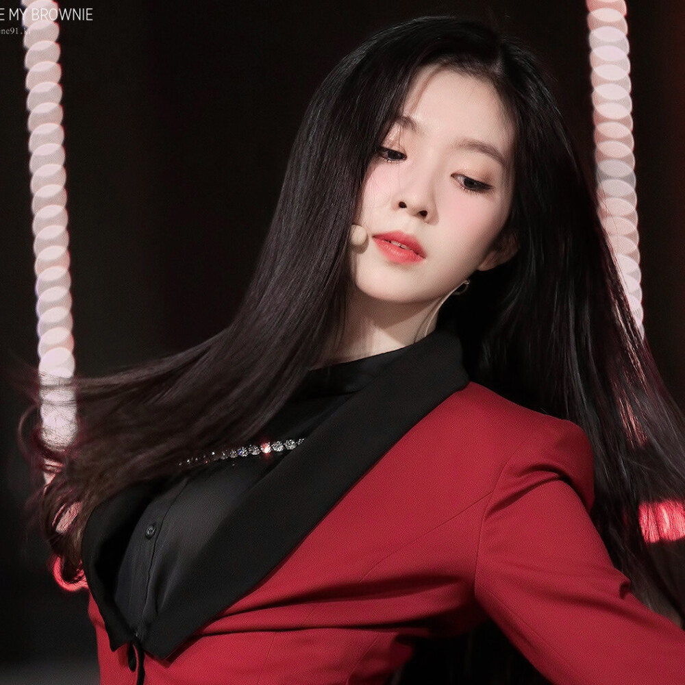 《Singing mime& loneliness》^唱默剧孤独…