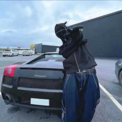 哦