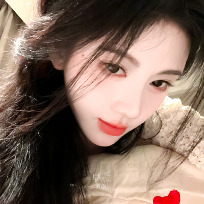鞠婧祎