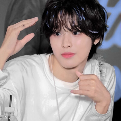 거을 잘하다 : 頌辞 - Le chant des Ciales、“Tyndall”