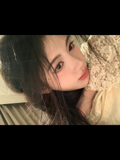 鞠婧祎头像壁纸