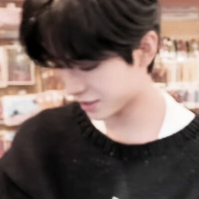 如果有特别粘你的小猫 那一定是我变的