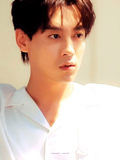 田栩宁 池骋