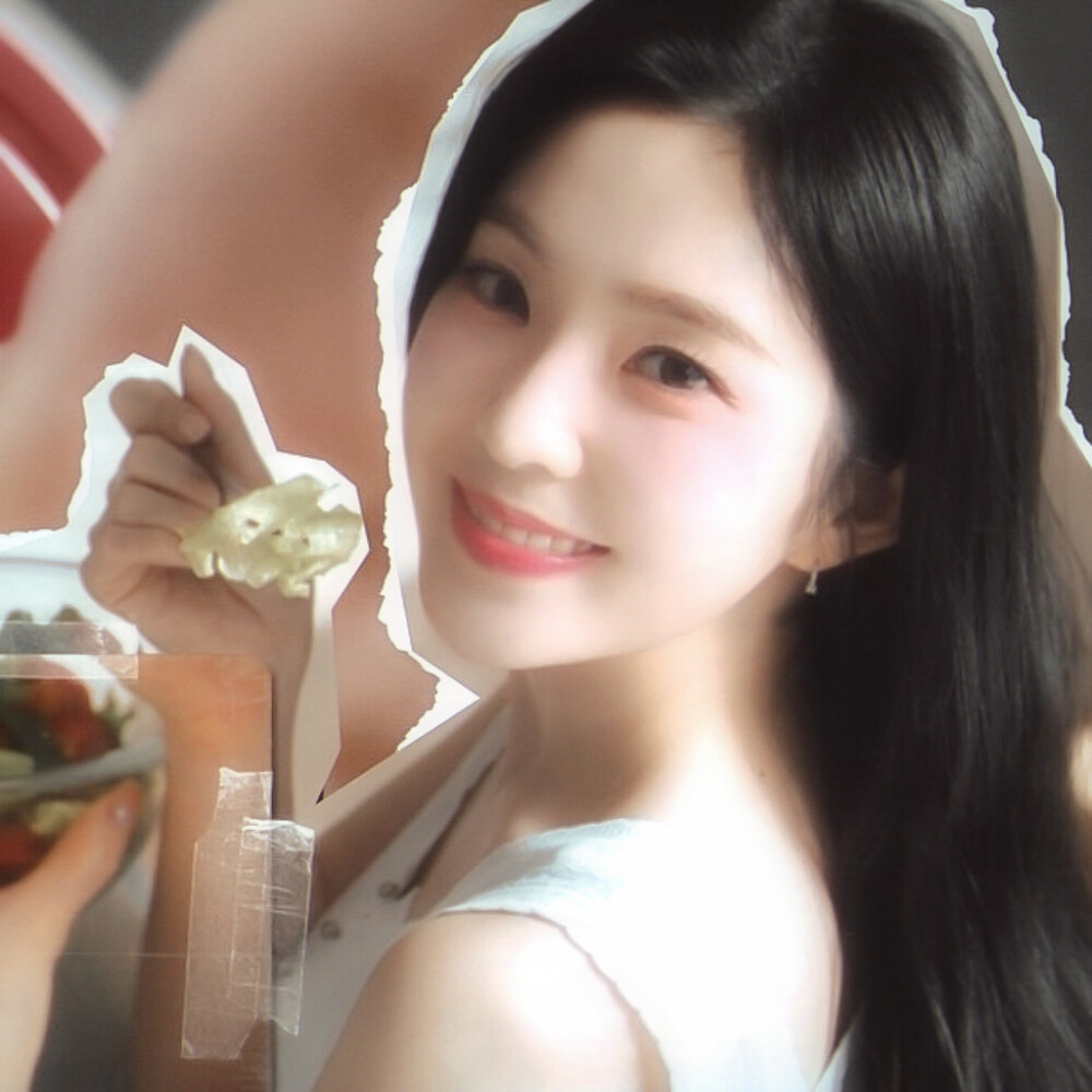 好萌好甜感觉要打胰岛素 毕竟我这种萌物可是手慢无啊٩(*´`*)۶