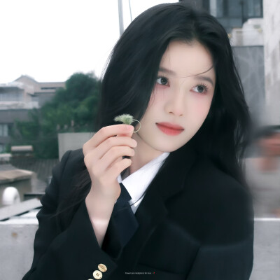张婧仪