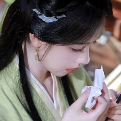 春呀绿芽