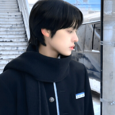 你好可以认识一下吗，我是猫。没发出去吗？
怎么不回我，是没有收到吗？
哈哈哈我说我是猫！！
小调皮，是激动地不知道说什么了吗
我是猫噢，真的猫噢
hello？听不懂中文吗？
i am a cat 这下知道了吧
