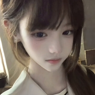 我承认我爱你这句话一定很假