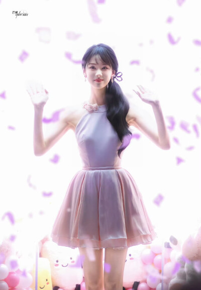 陈都灵