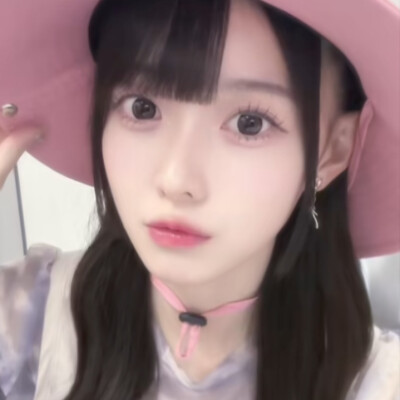 \(๑•̀᎑•́)/\(•̀᎑•́๑)/