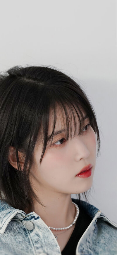 IU 壁纸