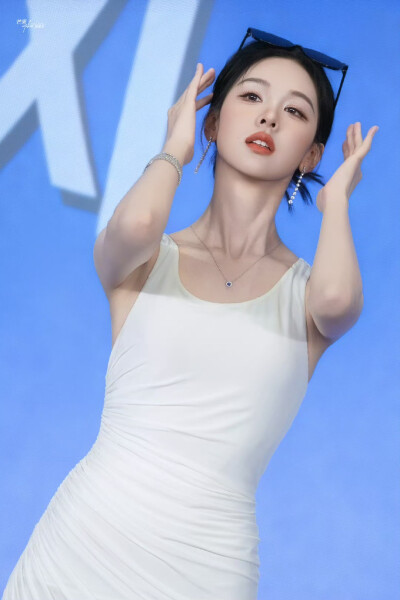 陈都灵