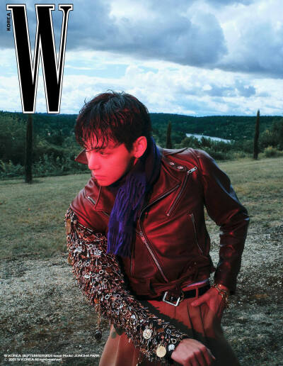 防弹少年团BTS
金泰亨金九杂志
V x WKorea
