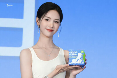 陈都灵