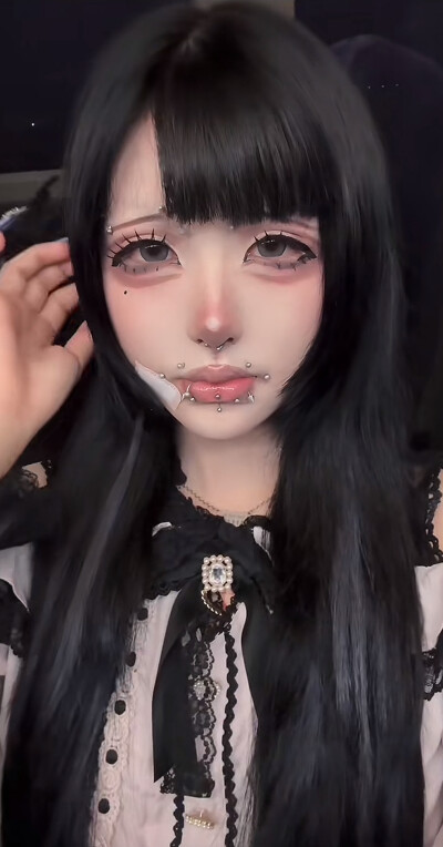 闭上嘴巴好不好
