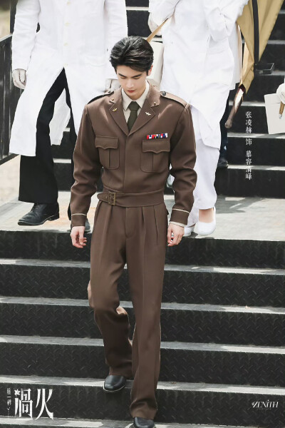 cr.ZENITH丨天穹·张凌赫