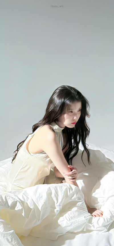 IU 壁纸
