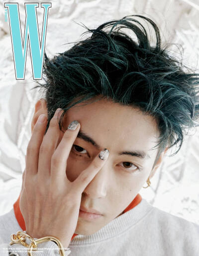 防弹少年团BTS
金泰亨金九杂志
V x WKorea
