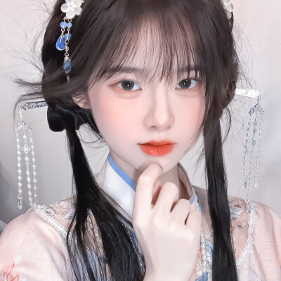 詩的誕生..