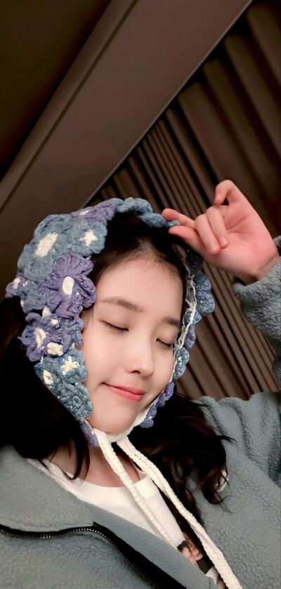 IU 壁纸