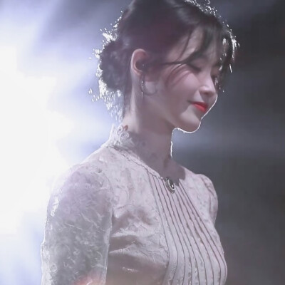 我是摩尔曼斯克，你是来自于大西洋的暖流，因为你的存在，造就了我的终年不冻港。